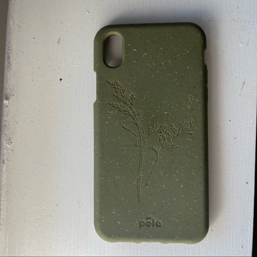 Pela iPhone XR case